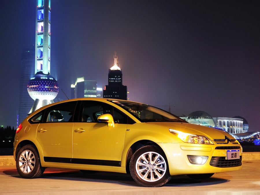  Citroen C-Quatre Hatchback 2008 года  (фото 5 из 14)